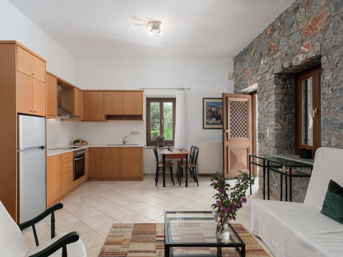 Aura Traditional Apartment Prines  Экстерьер фото